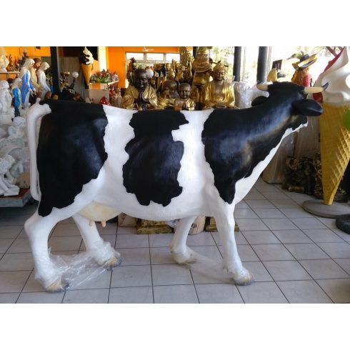 Tehén-140cm-életnagyságú-nem fejhető-fekete foltos