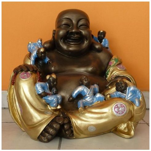 Buddha-kinai-Boldog-gyerekekkel-bronz-arany-kek