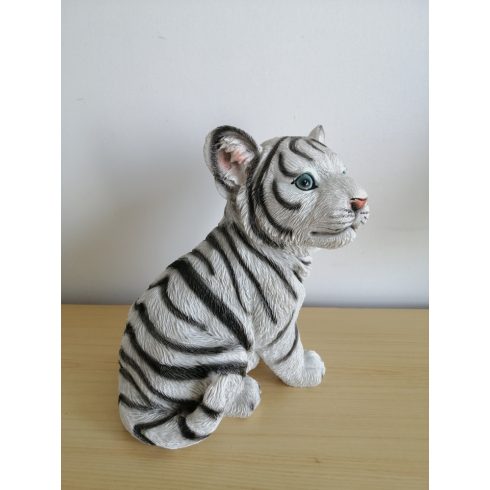 Tigris-fehér-ülő-19cm