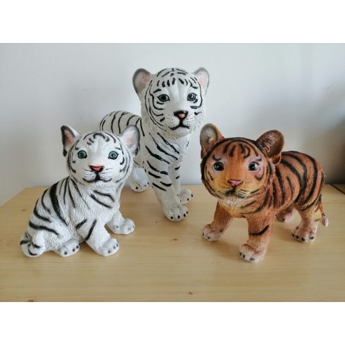 Tigris-fehér-ülő-19cm