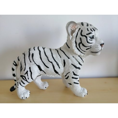 Tigris-fehér-álló-26cm