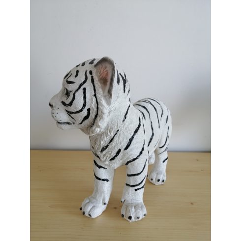 Tigris-fehér-álló-26cm