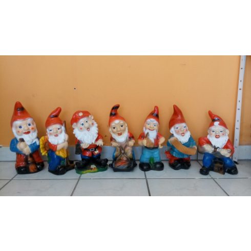 Kerti törpe-30cm-Favágó/éneklő